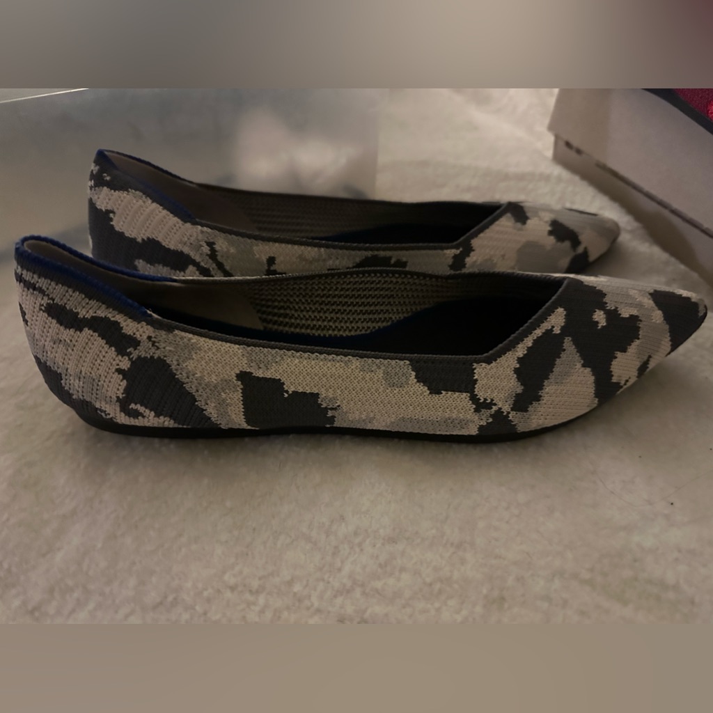 9.5 Gray Camouflage Rothy Shoes